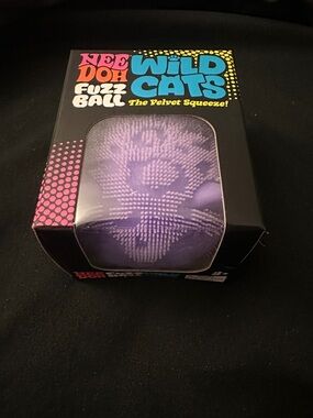 Nee Doh Wild Cats Fuzz Ball - Purple Velvet Squeeze
